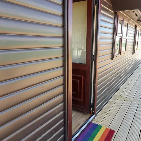 Holiday home Livingstones *